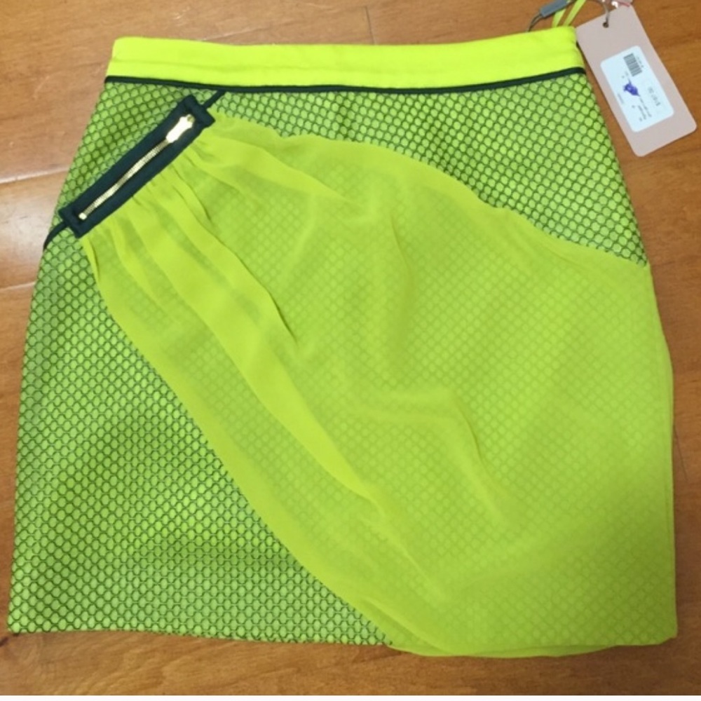 NWT Three floor neon mini skirt